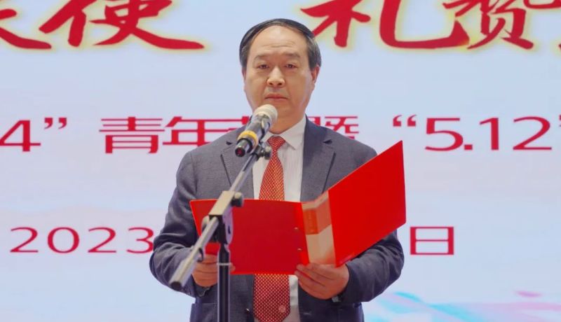 胡院長.jpg
