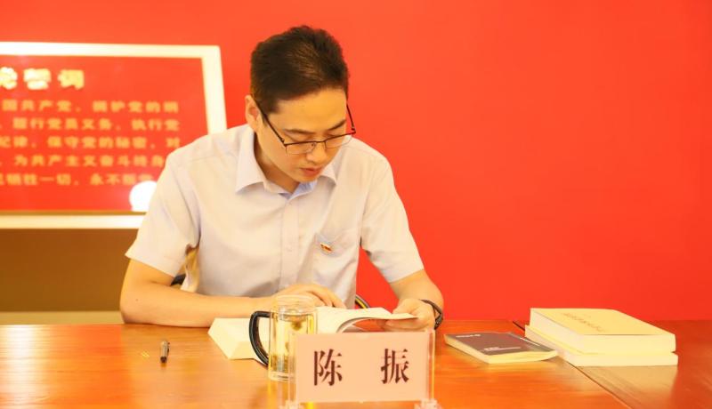 黨委副書記 陳振