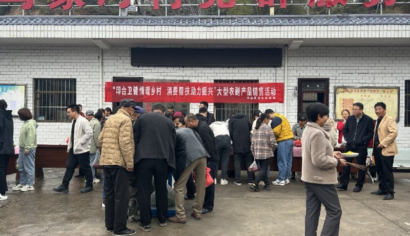 645086811053162493_副本