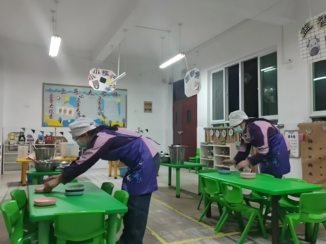 4保育員實操展示