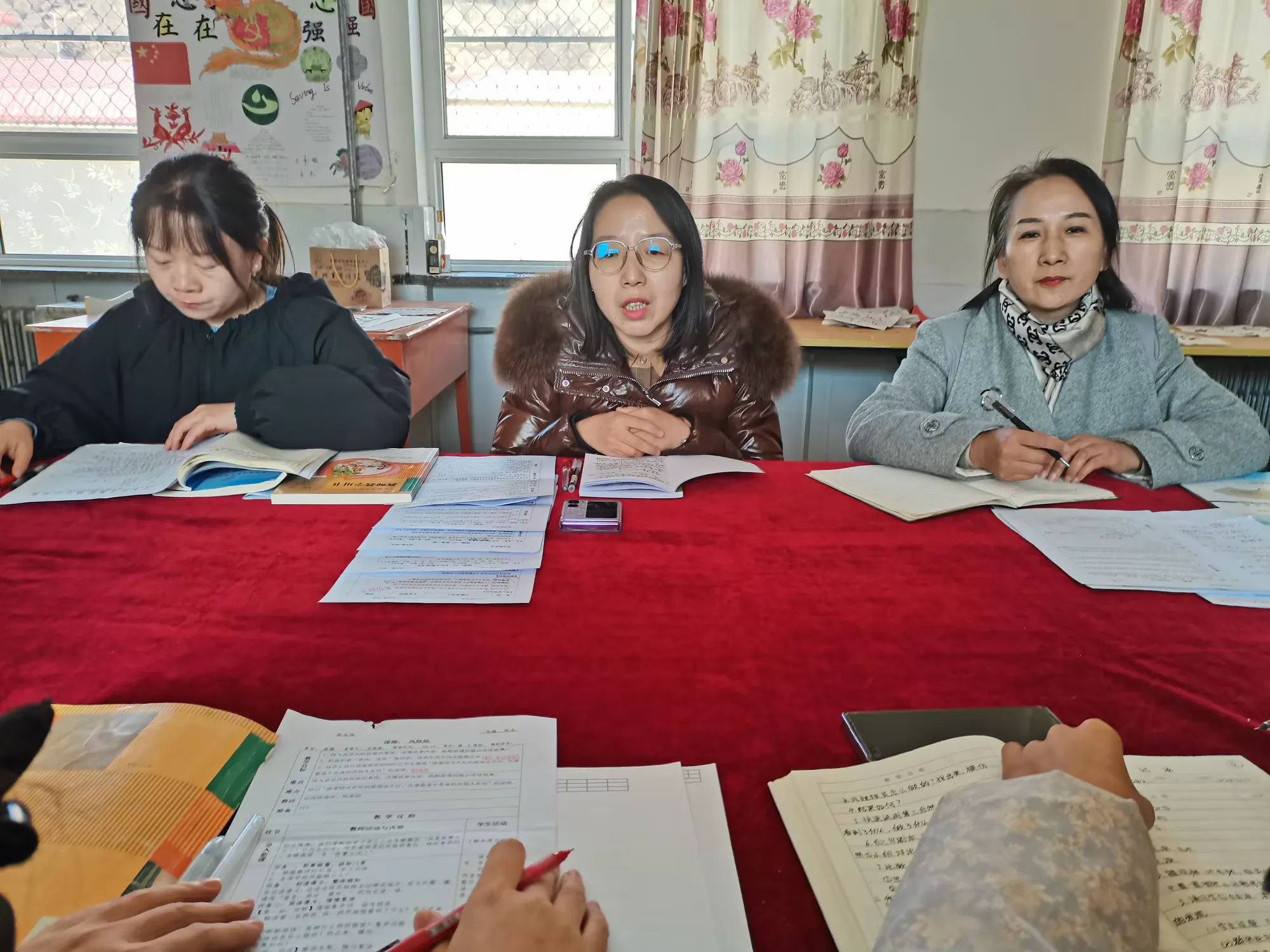 简篇-借教研之风    开教学繁花 ——马家砭镇中心学校语文组教研活动