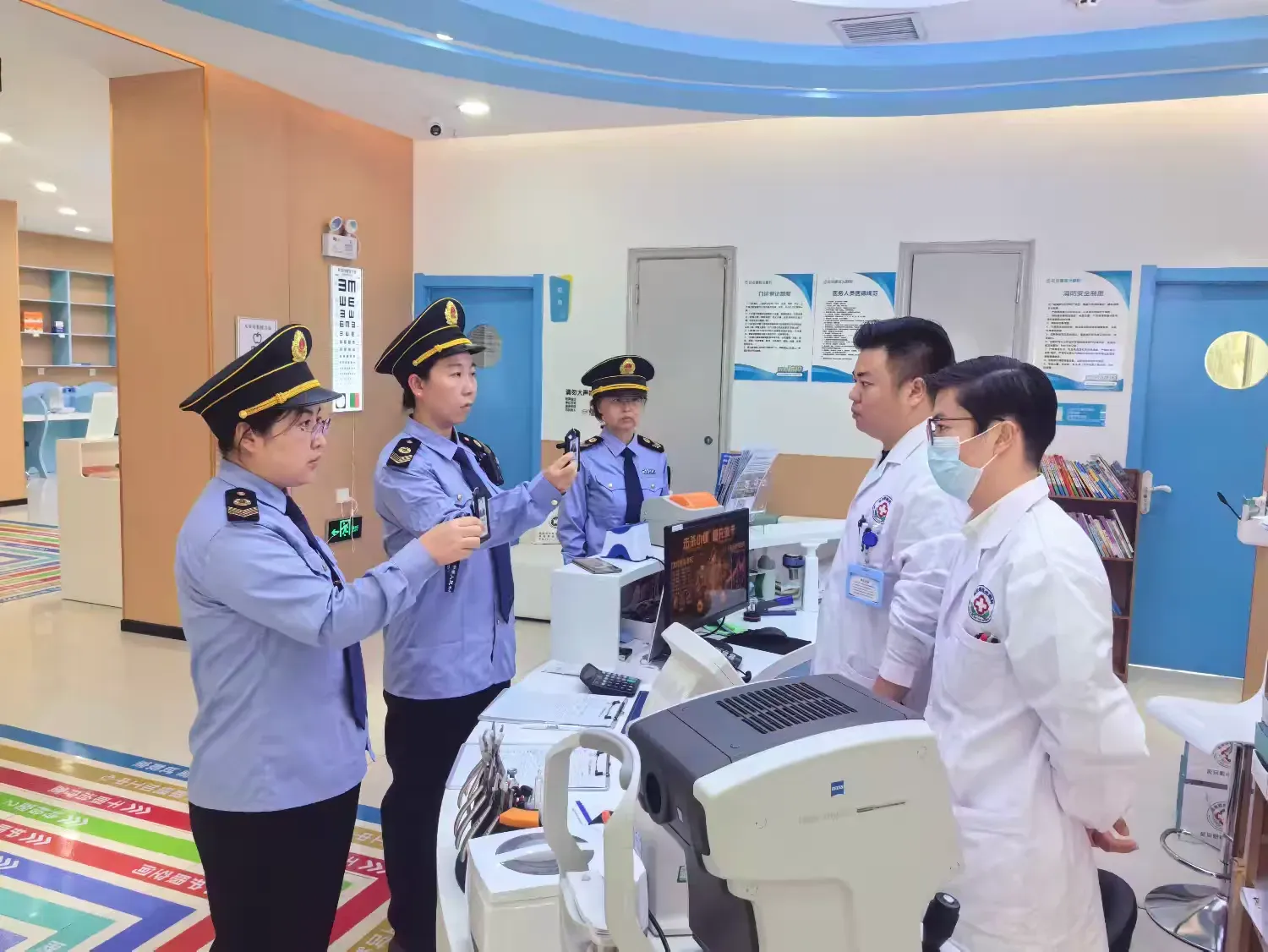 简篇-守护“明眸”健康，护航学生假期配镜安全——宝塔区疾控中心（卫生监督所）开展眼科诊疗机构专项监督检查
