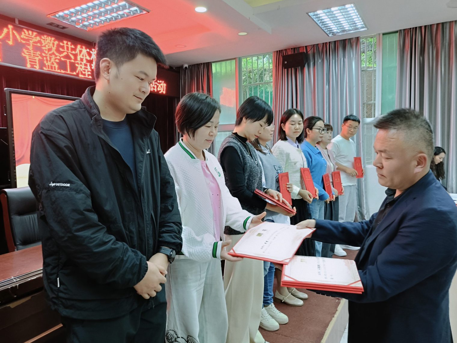 微信图片_20251010170317_145_180