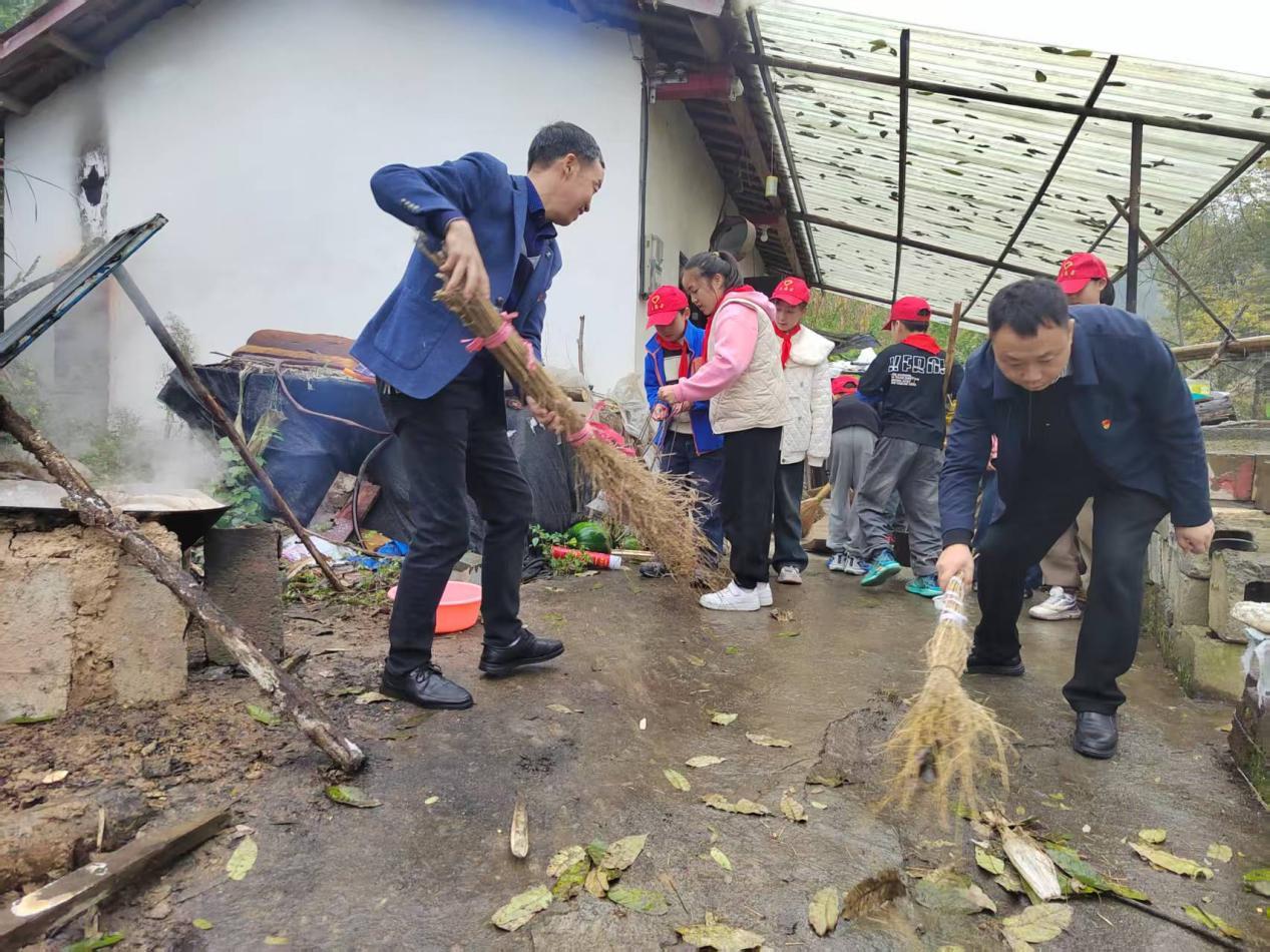 mmexport1761728234362