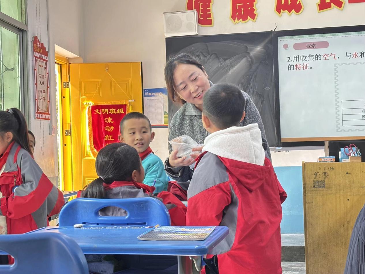 NR8AVjViQ1FBek5ERTNNakV5TURTcEMqOW9DREVNQ1EhIQUAcXVuZ3o!