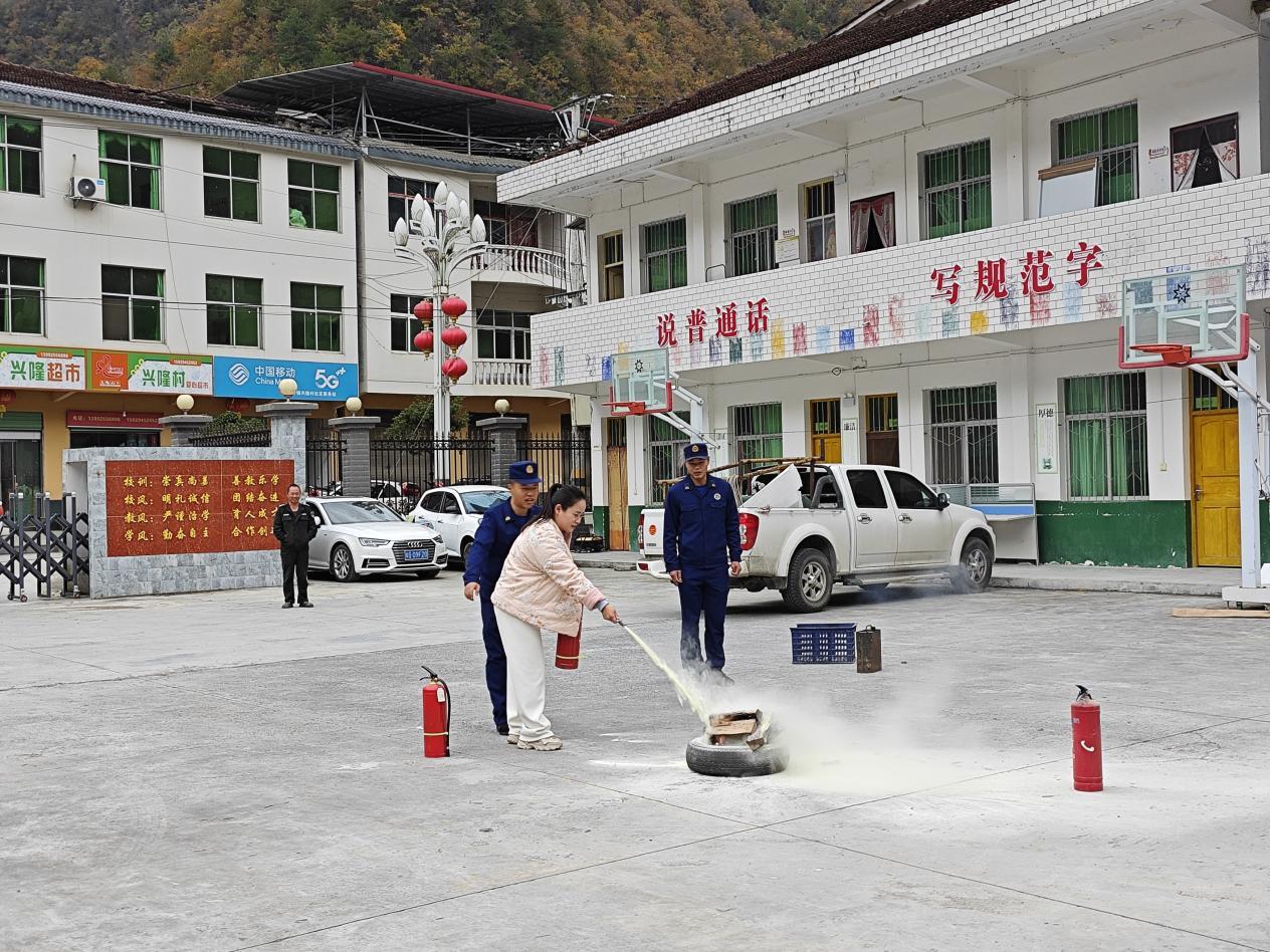 f950c92dcc317dd641e2f4f3a7f0abb9