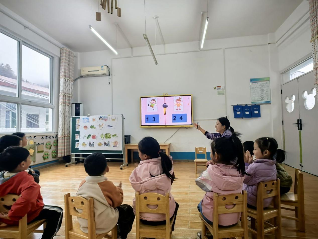 0fedeceef779d298382e6dbc126a94b