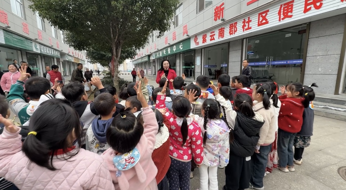 4db96ee4bd8e70ee96bbd150d352c91b