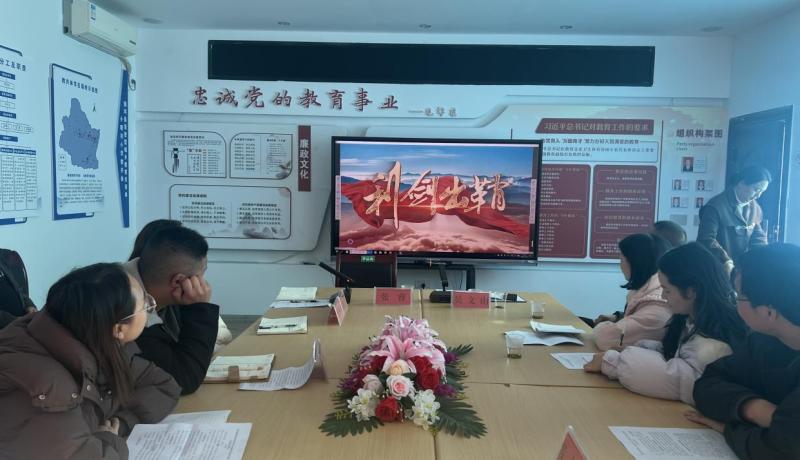 6185ade2b745f3c69af52a3fdd49e10b