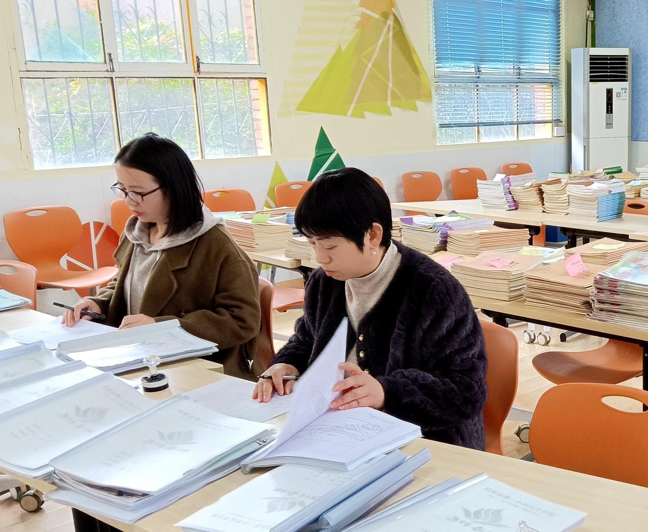 12F0E8F0D5E903FA29577FFC67B9FB98