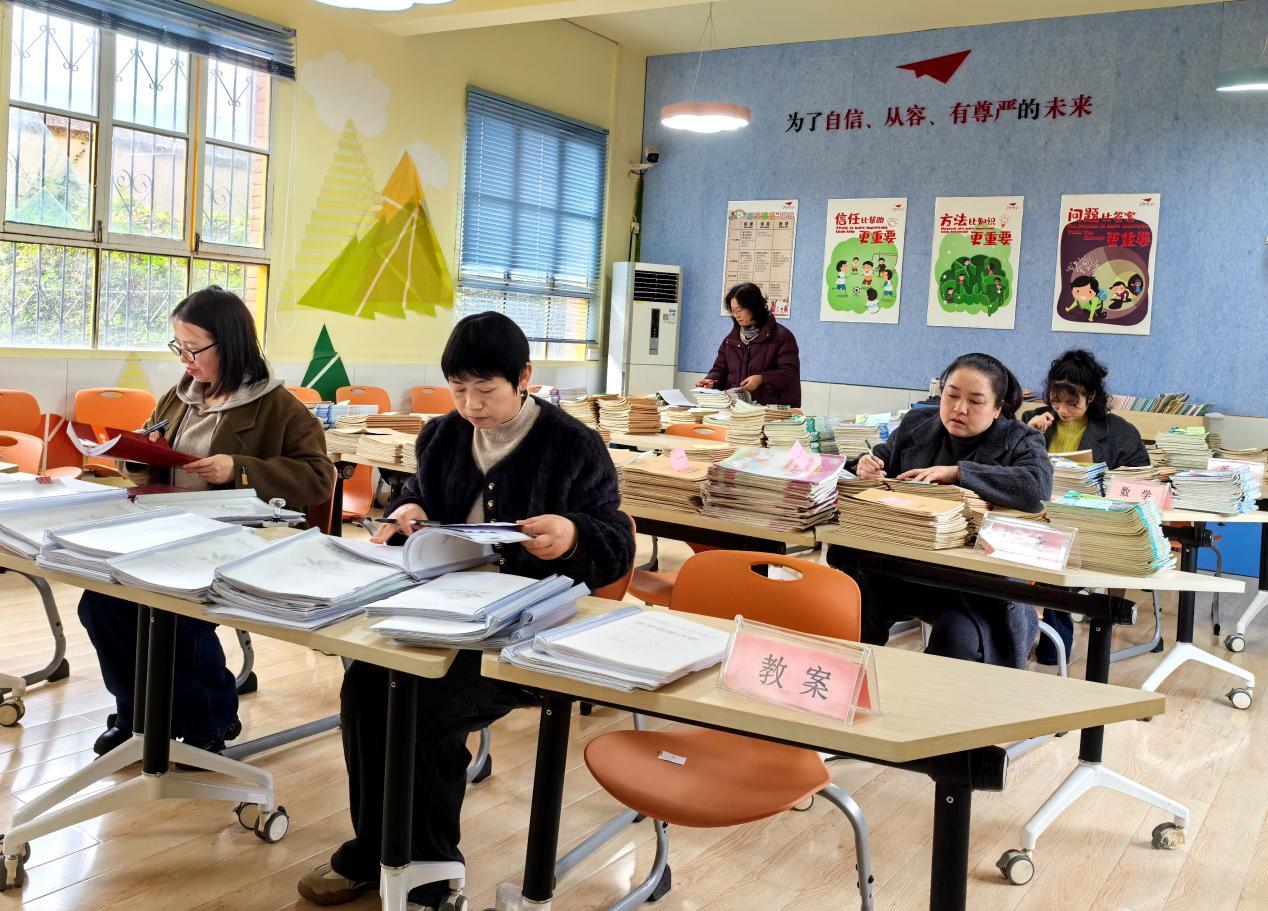 1BED415470A16492E99223389D52F748