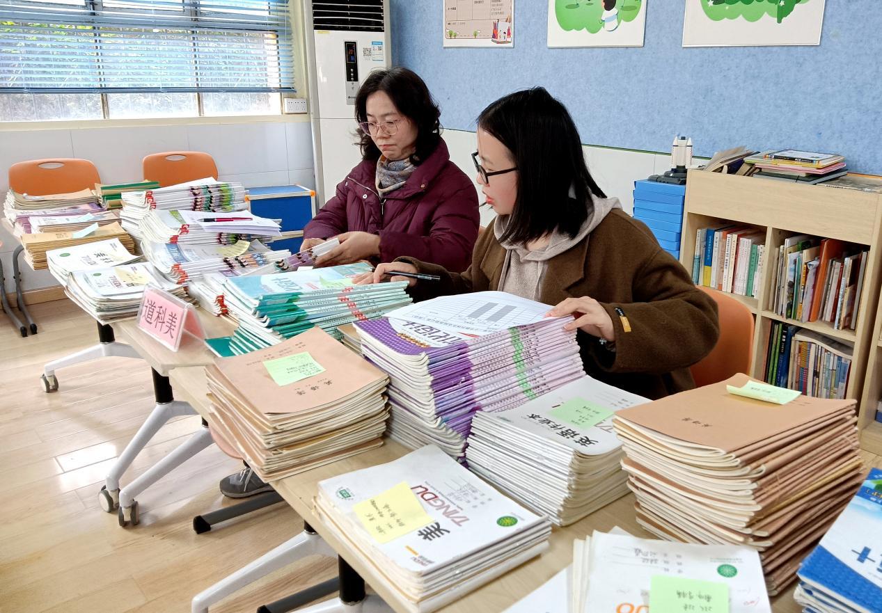 3DFD7E1AC4CF392F81104F960A87370A