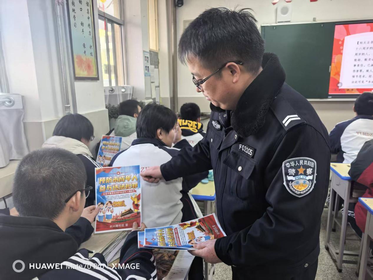 59444d2df36a89ea8324a55e6990465e