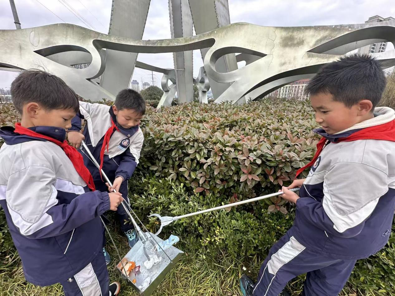 fc7f5c35e48d710c9eda19d5de3a0dfe