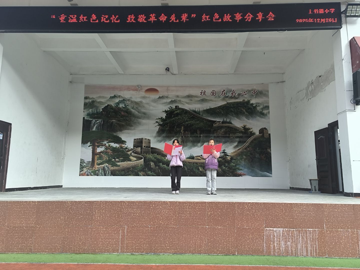 NR8AVjViQ1FBek5ERTNNakV5TURTVUxVNXA1bCowQ2chIQUAcXVuZ3o!