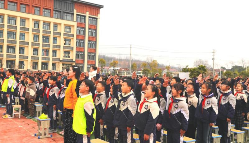 f8d26714c7c3d41ce445a74d405663ac