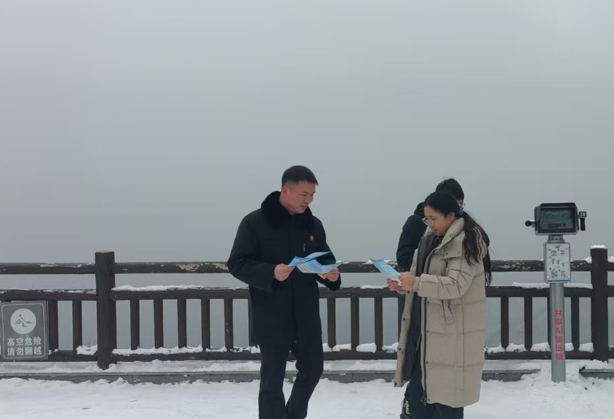 d526d0a2cdb8e58a3a619401fb38c2f2