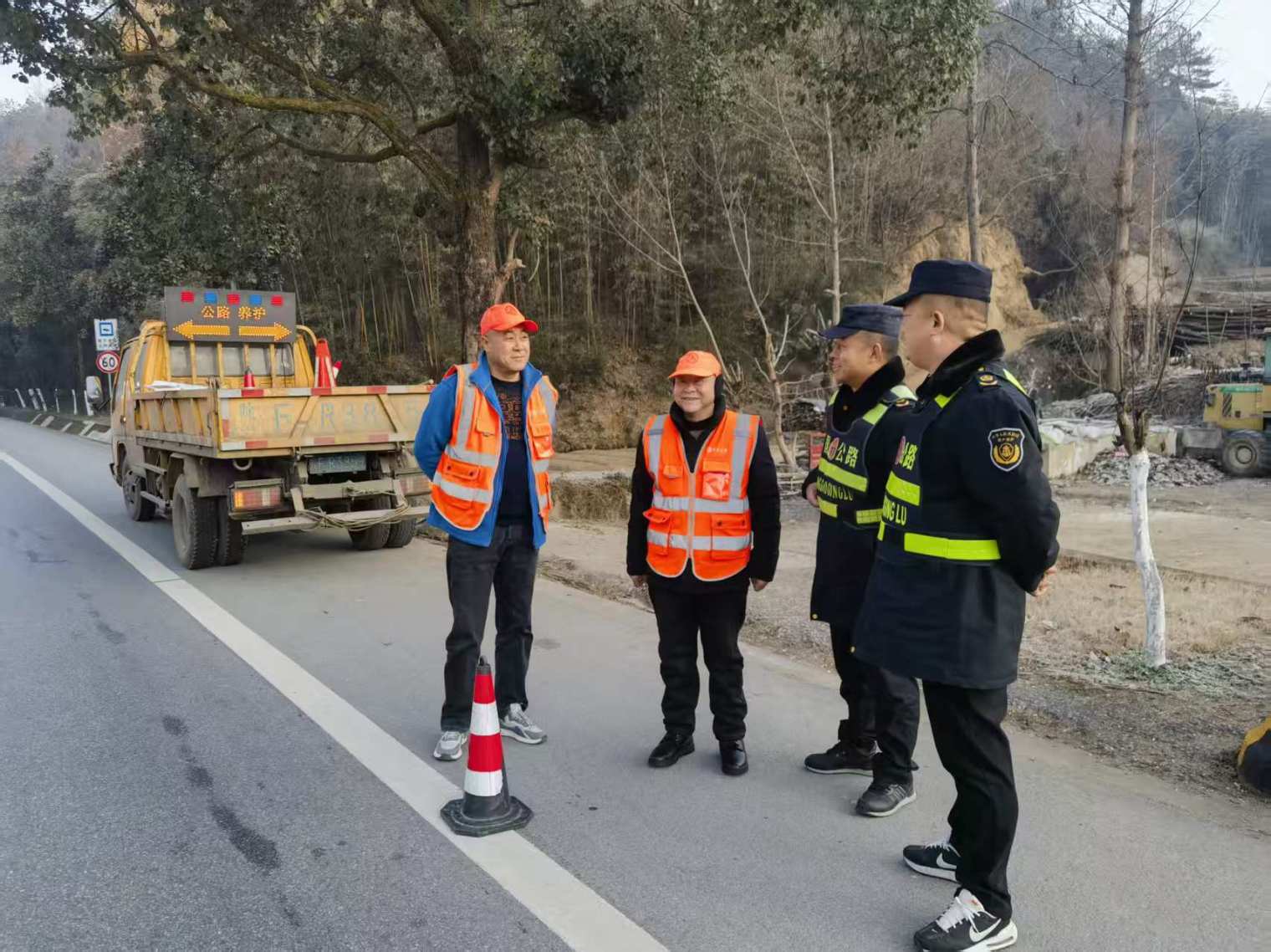 eab2383853d5fff610d1ebd468141e92