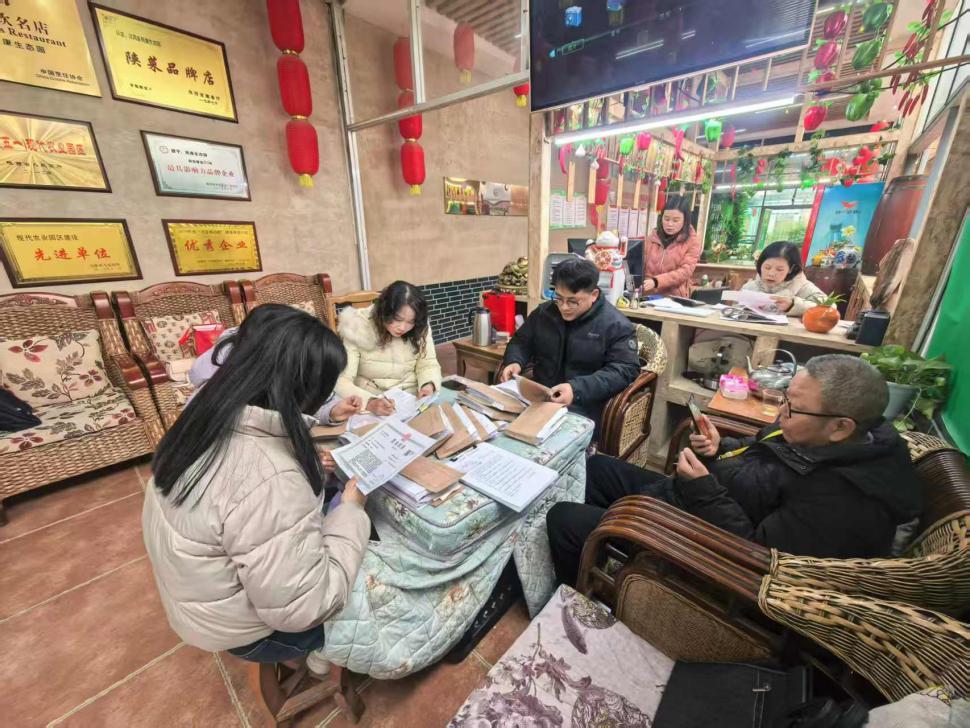 f21270cecd1e6235f3ed9c2d096efc7c