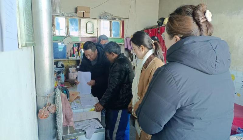 e7ac8886d1524197f8a45ec1cc9e819b