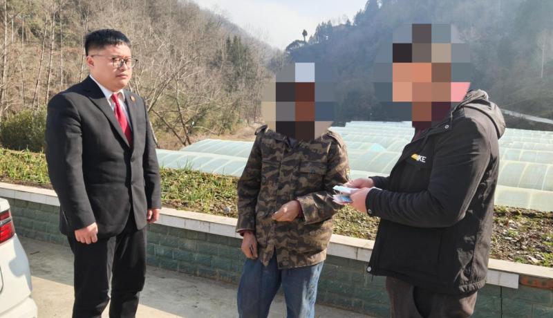 06493bb8aaa6414d6efa36f023c40aea