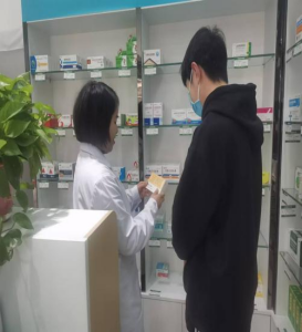 为群众提供用药指导