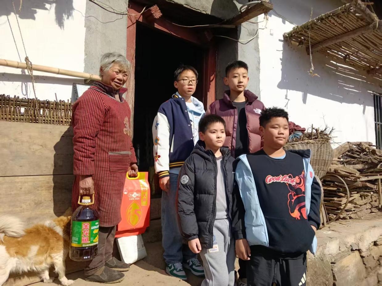 图示, 示意图

中度可信度描述已自动生成:ver1