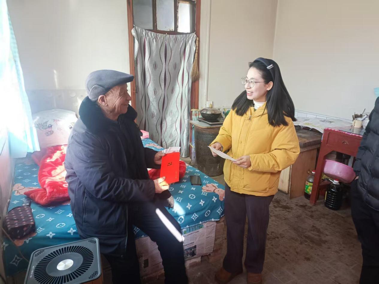 71b8d79b1d86a6c81505f1612af08c60