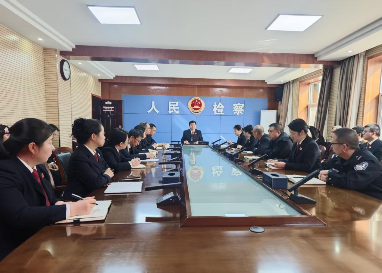 bb11728680afd2ac75bff2fe4ffe2643