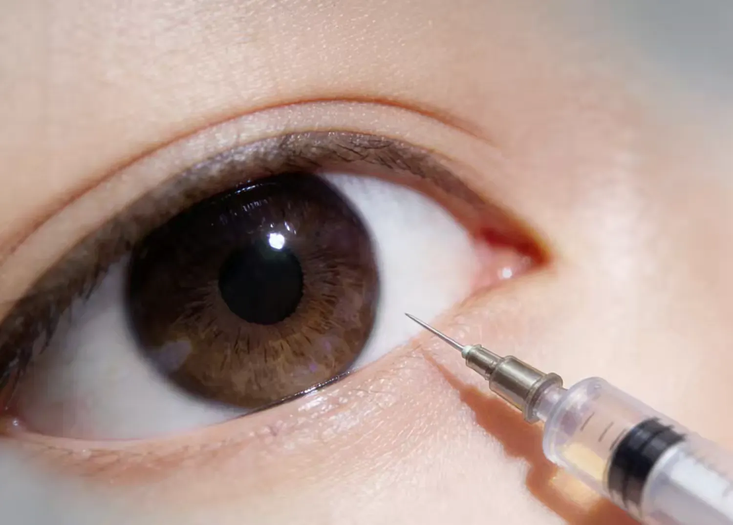 简篇-【蓝中医-眼科】聚焦老年眼健康，深化专科护理内涵——记一例老年性黄斑病变护理查房