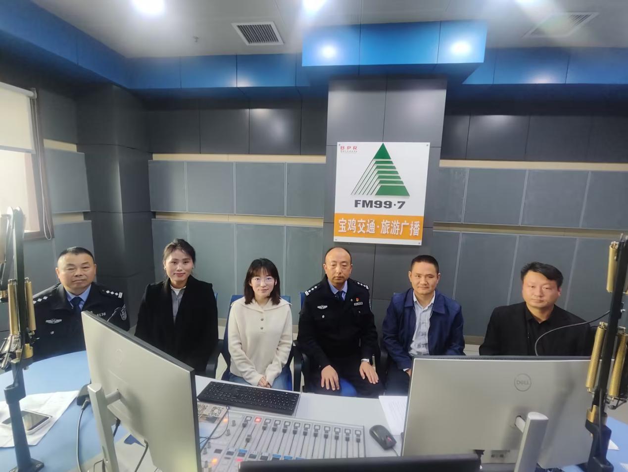 2ec2a05b4b3ee13d67cb8646caadbc0f