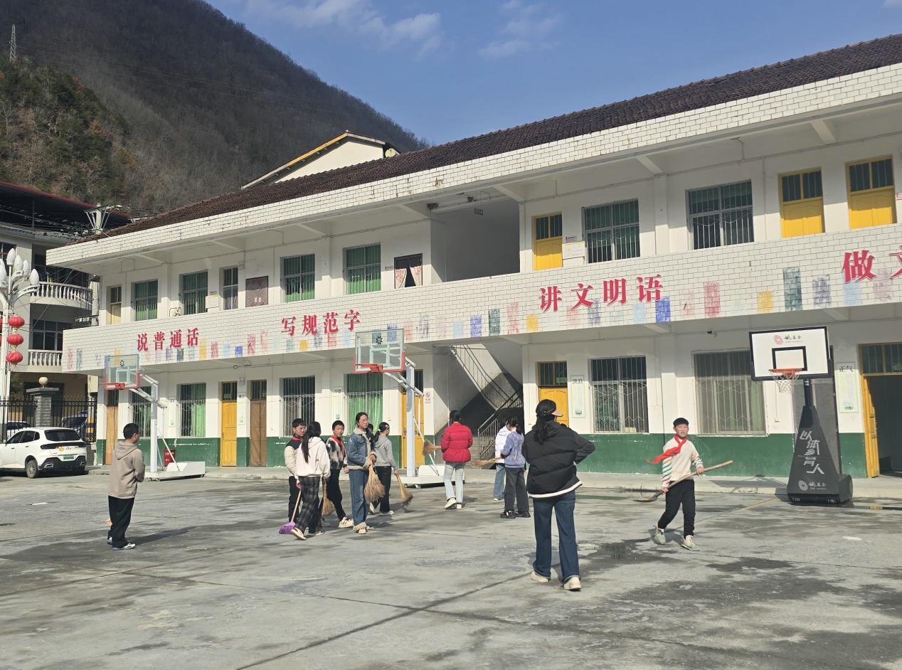 5a77fcfbd5e27f0444c43f2b56b865f5