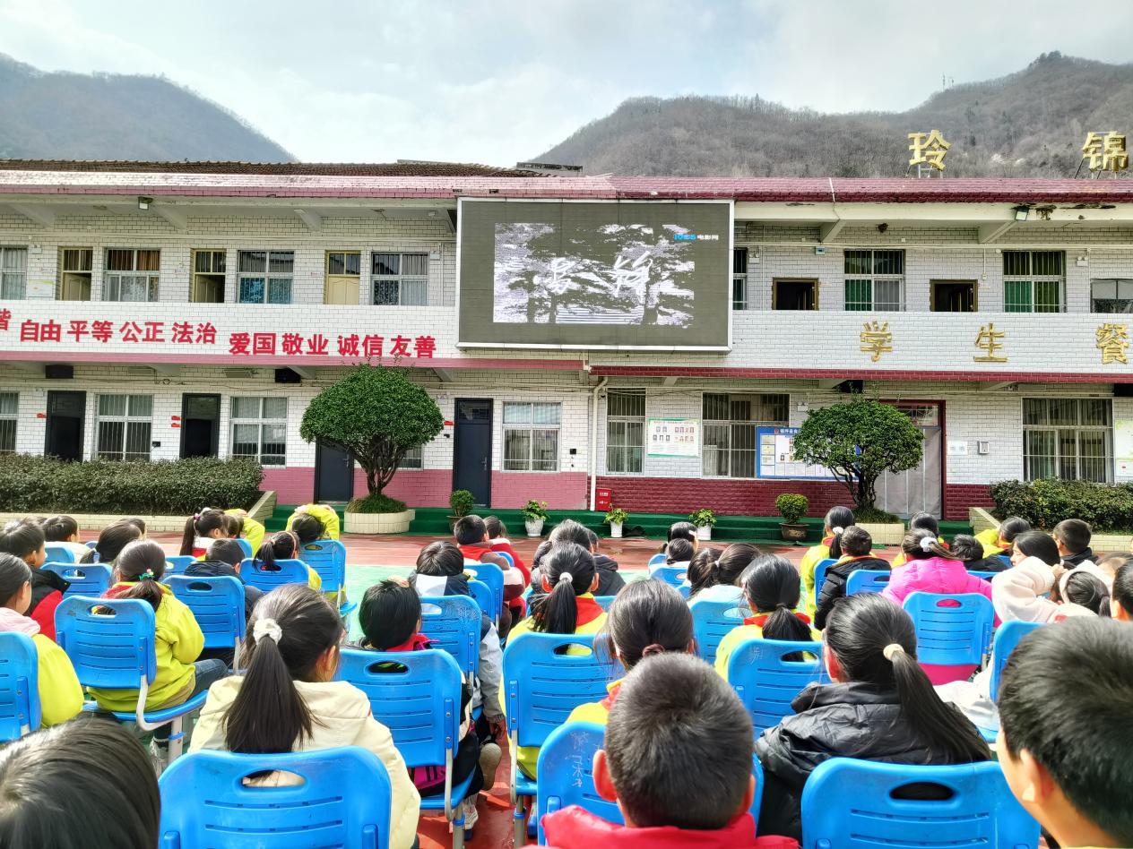 b0c1ca249d12972fbde08d85d9e819bd