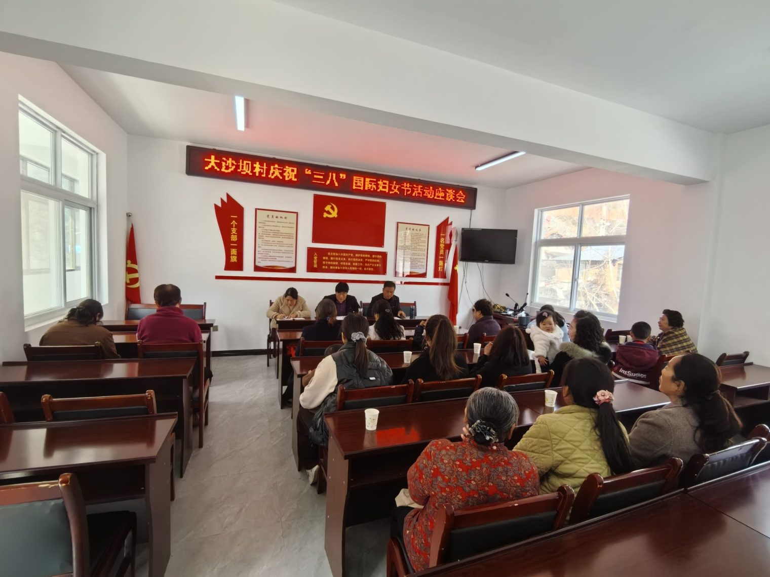 7f962a22a73e859a7de3cb06670e8a5c