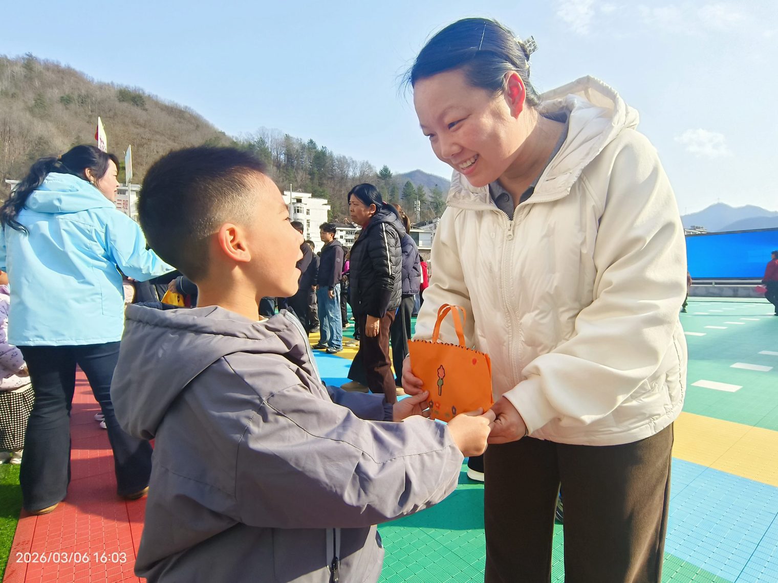 76530459b46ce7eb4e9d14e959ae0b96