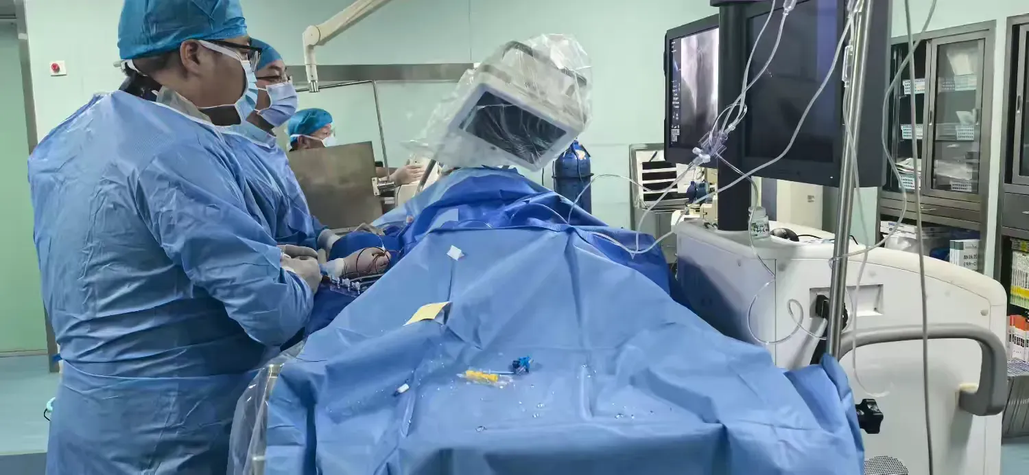 简篇-【蓝中医—心病科】当急性心梗心源性休克遭遇冠脉开口异常，看我们如何力挽狂澜