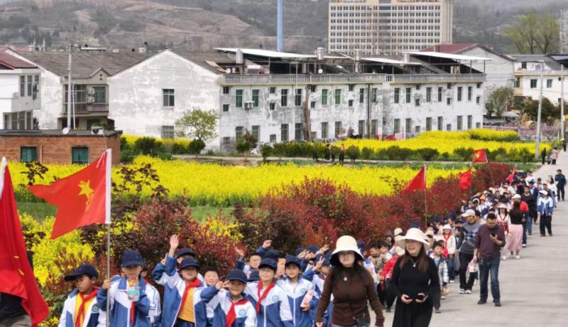 d7c19e82879e4bff15c6b2c92e1093dc