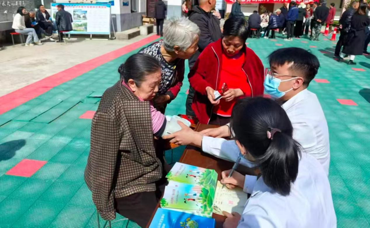 677d5e4bd2e9343435bf2619fb477fa