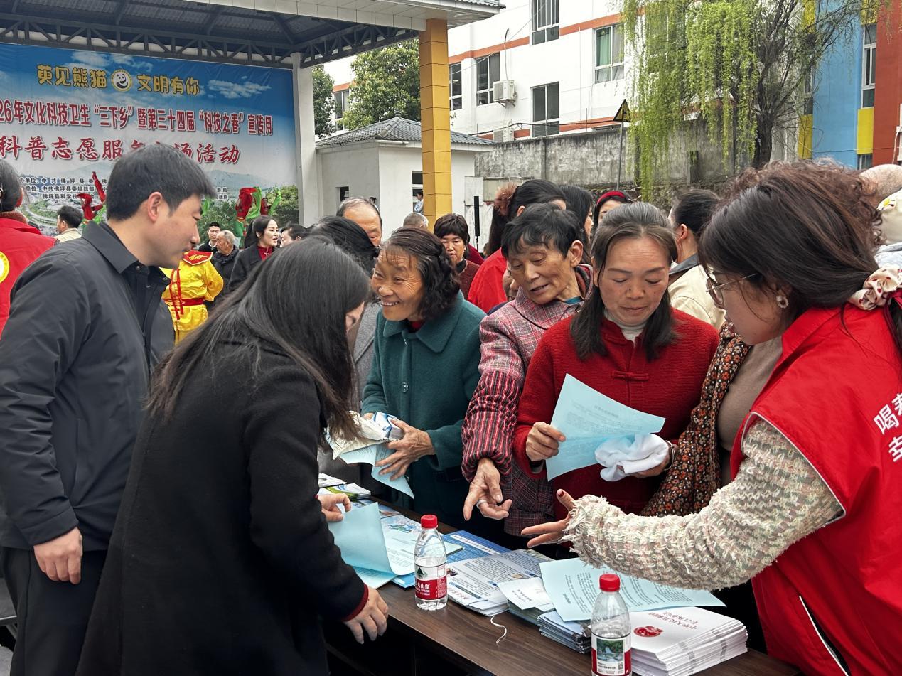 f2c8d9b0105e8ae913dadeb63bee8512