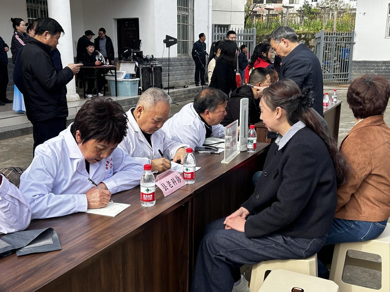 fe50180abd9187baf985f4973f7c6fcd