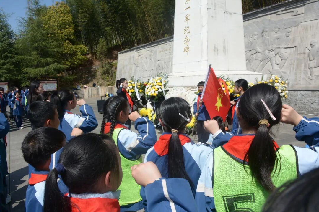 e93dc2e51aa6a521546a1ff1dece9bf5