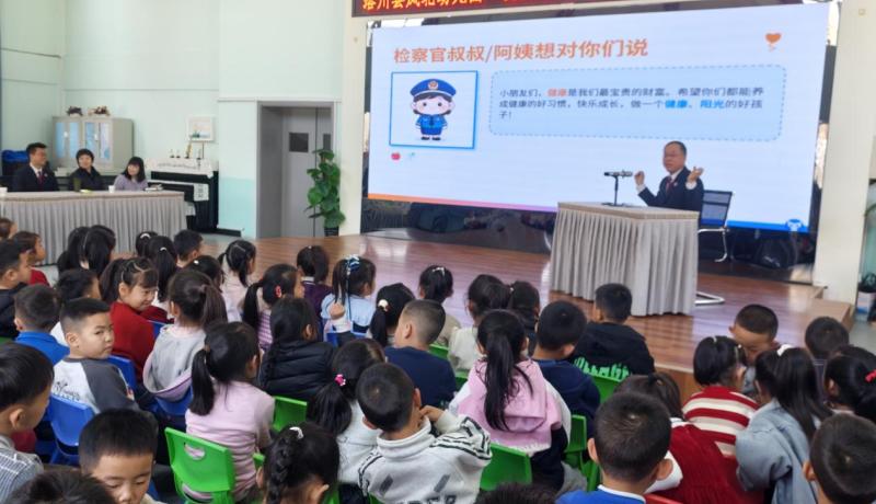 a98f1a875ac3e092cdfe99efe1cd736e