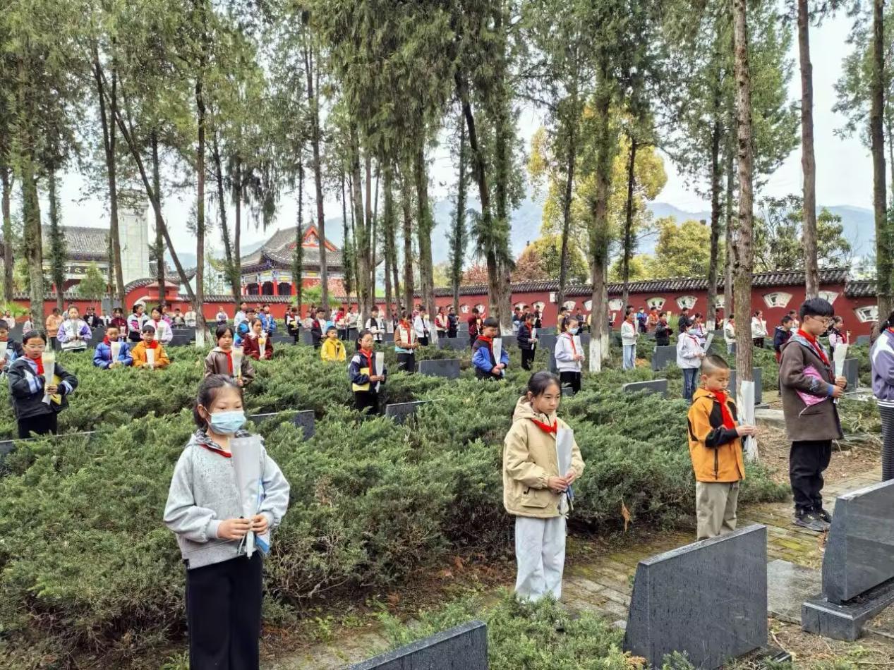 4C02AF32C24FACC26617F64A574D0D00