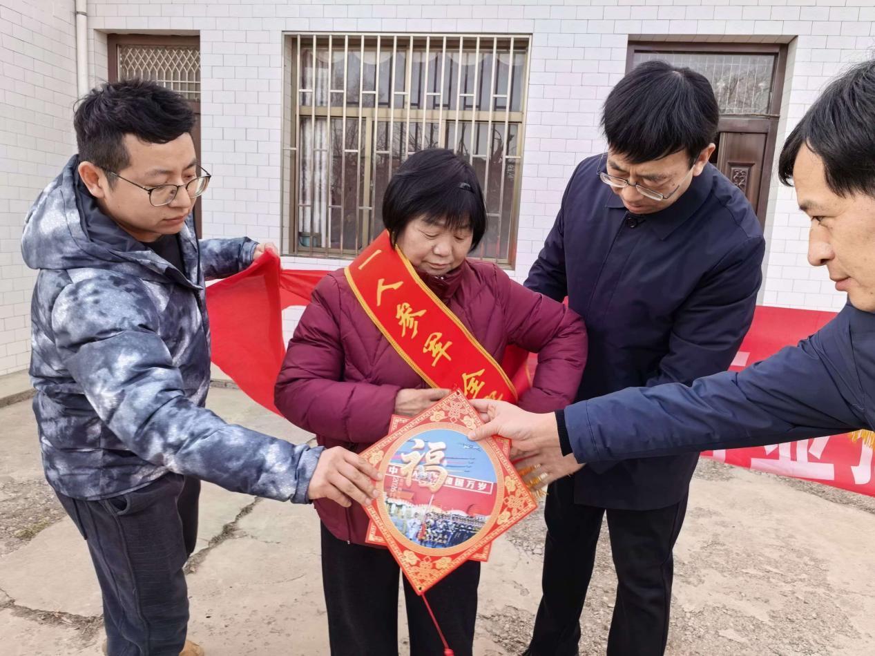 5ff728edabd5b19c6e15f6efd0a0e0d