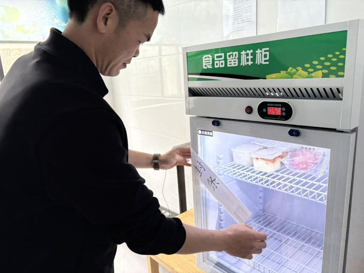 89348647d34c7d146f0a07515328b762