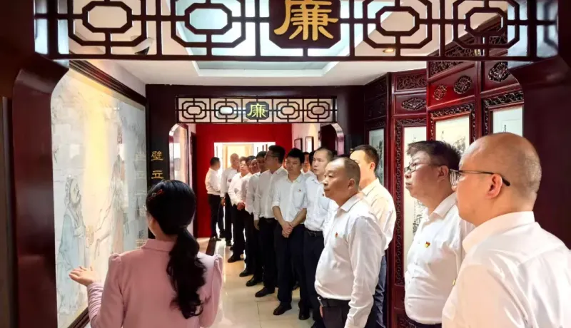 陜西農(nóng)信旬陽農(nóng)商銀行開展“5?13”警示教育專項活動