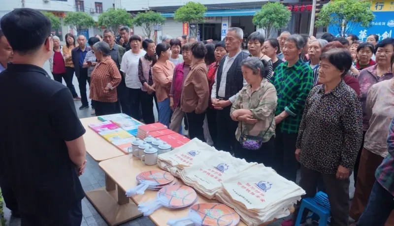 嵐皋縣大道河鎮(zhèn)：愛(ài)路護(hù)路齊參與 筑牢鐵路安全線