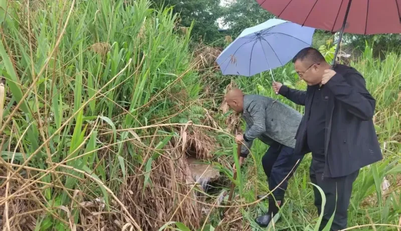 洛川縣朱牛便民服務(wù)中心：聞汛而動(dòng)守平安 凝心聚力筑防線