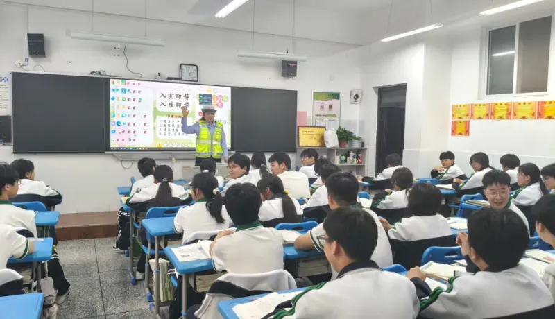 嵐皋縣公安局交管大隊：深耕法治班主任職責 筑牢校園平安防線