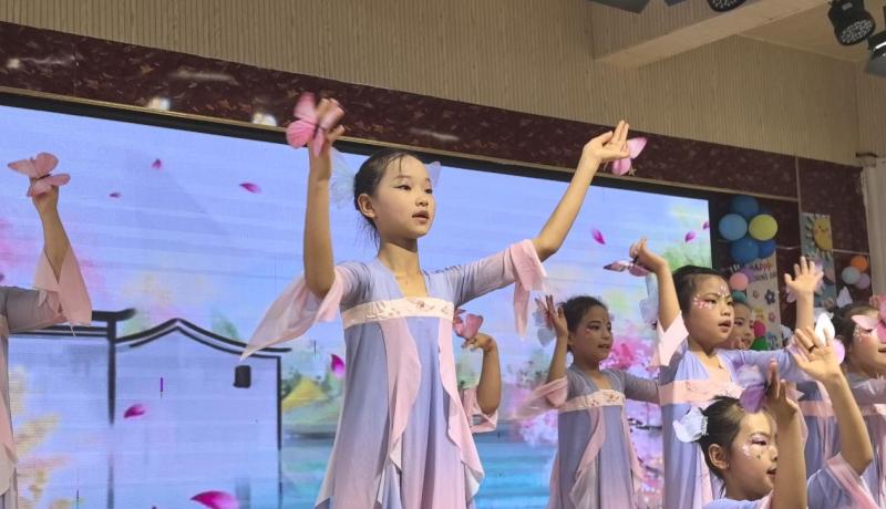 宜君縣五里鎮(zhèn)中心小學(xué)：社團(tuán)競(jìng)彩綻芳華 童心筑夢(mèng)向未來